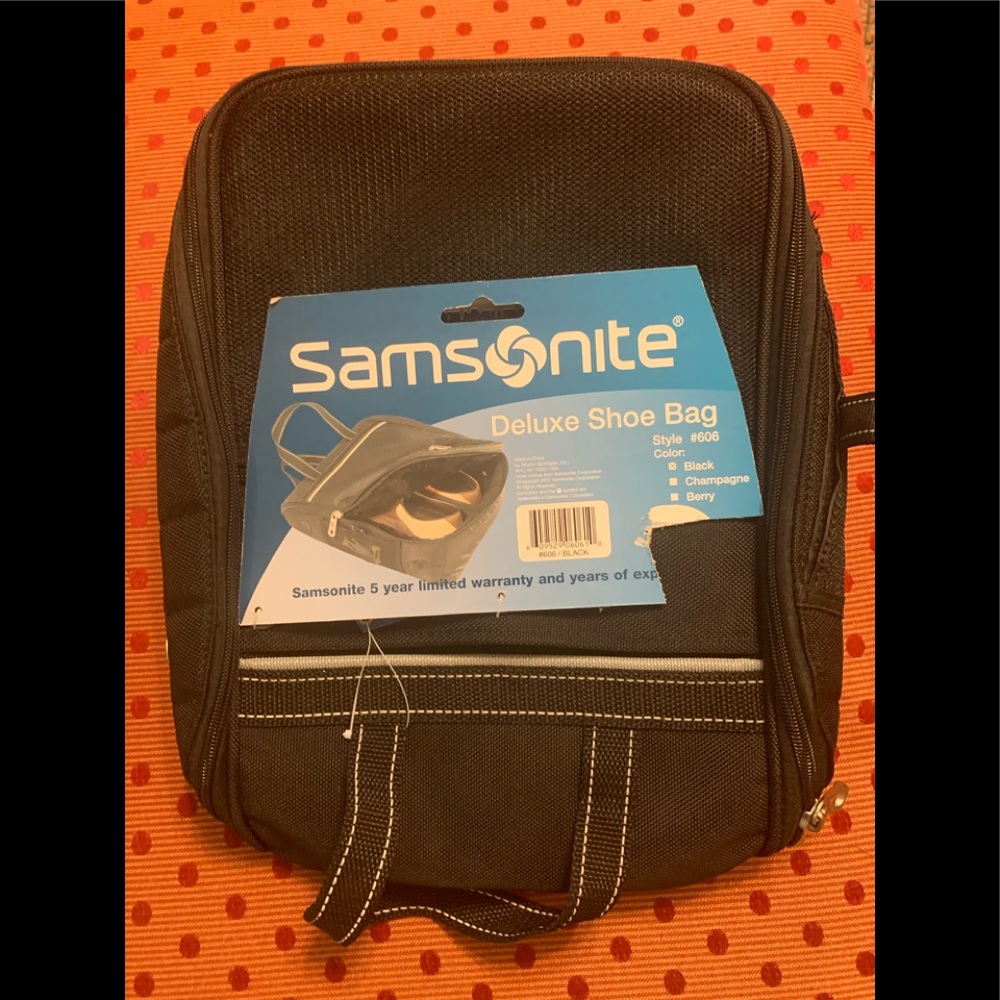 Deluxe Samsonite Golf Shoe Bag
